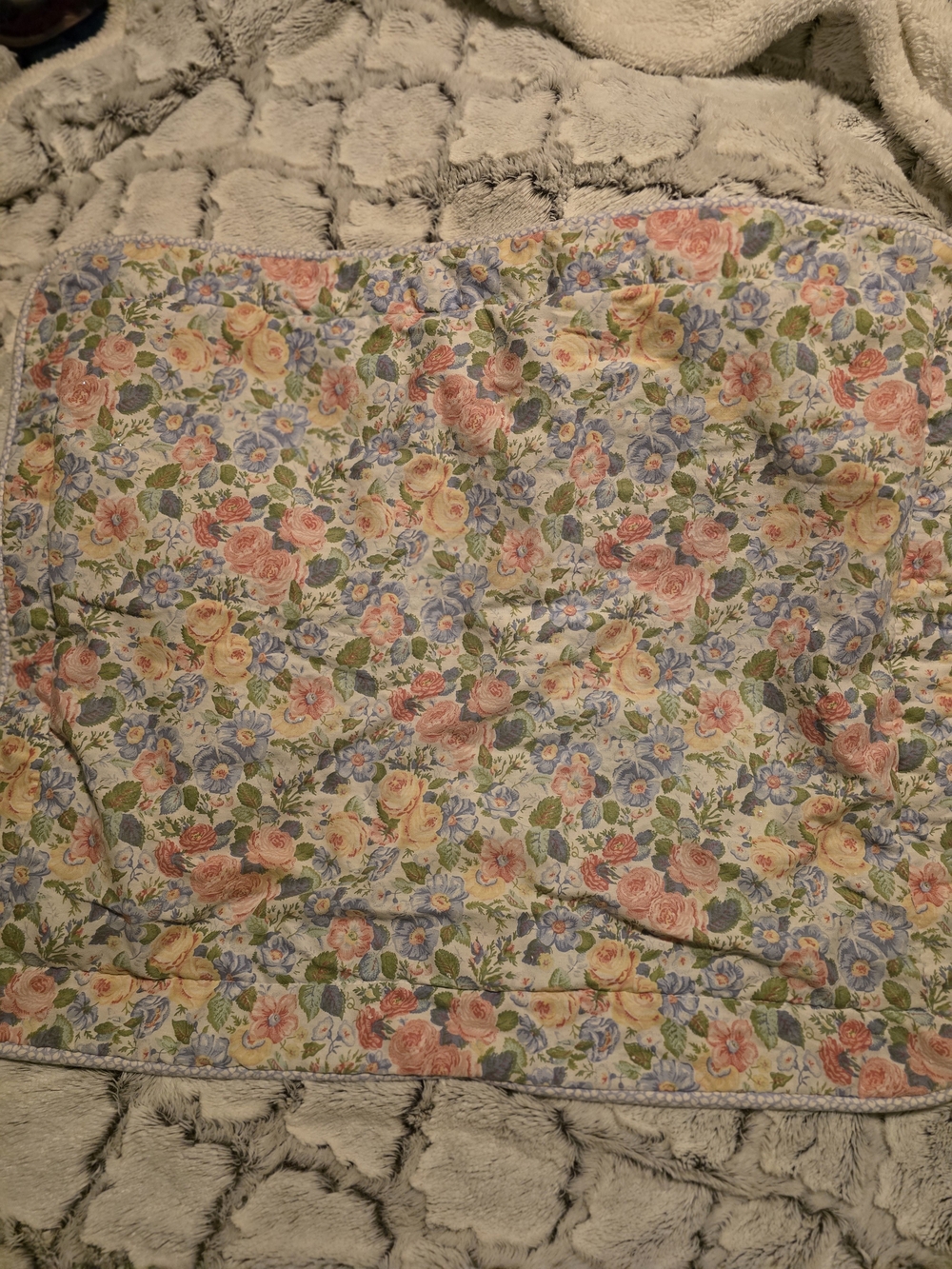 Vintage Laura Ashley Sycamore Pink & Blue Floral Print Pillow Sham 80s Tag EUC
